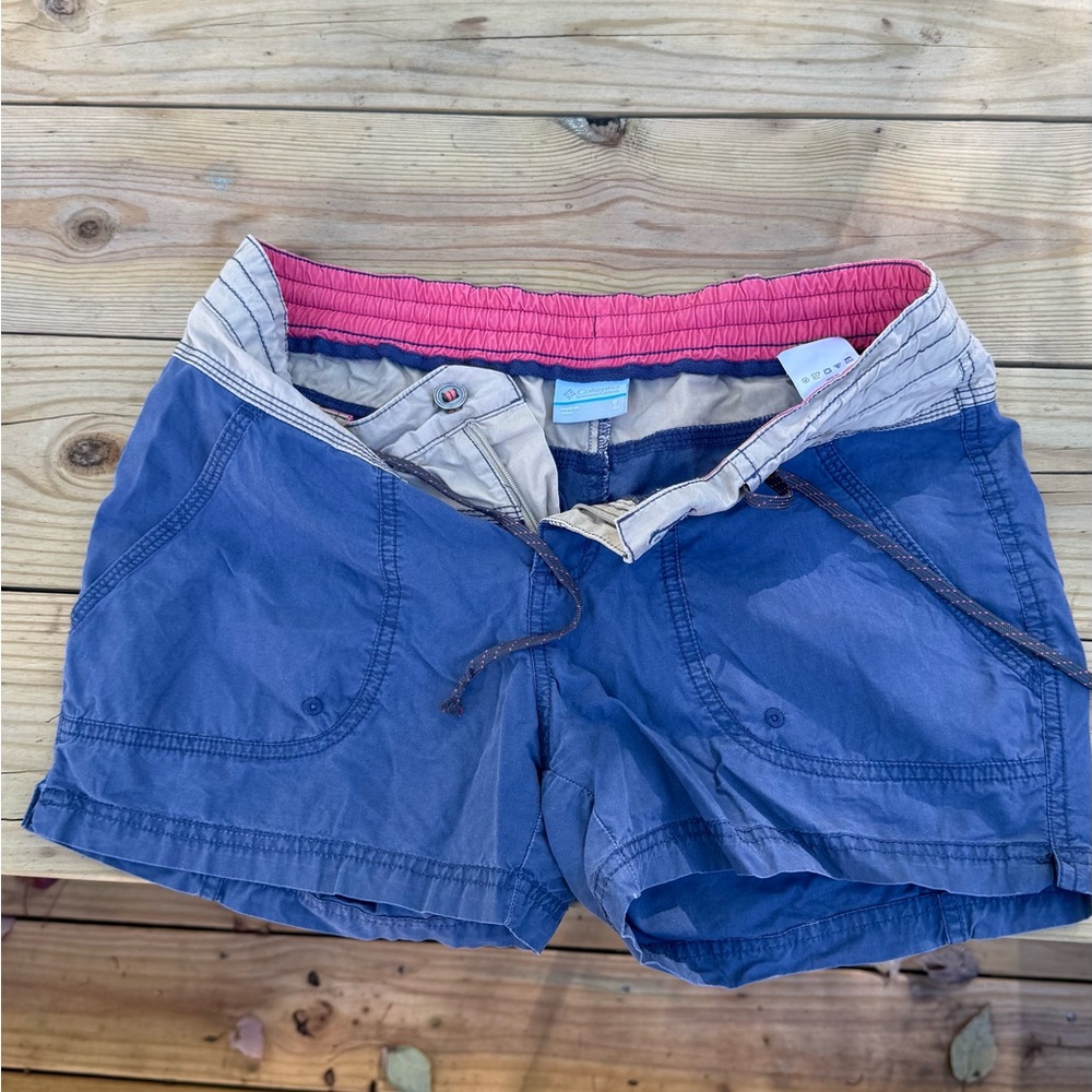 Columbia Blue Women's Cargo Shorts